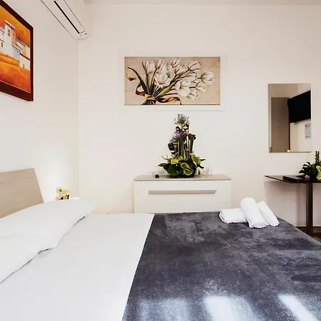 Guest House-2